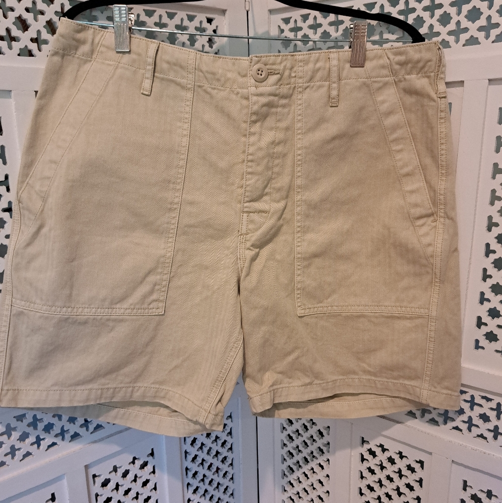 Birdwell Britches Men's 34 light khaki shorts